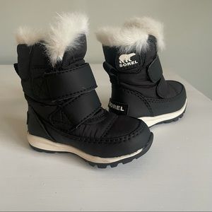 NWOT Sorel Whitney II Strap Toddler Boots